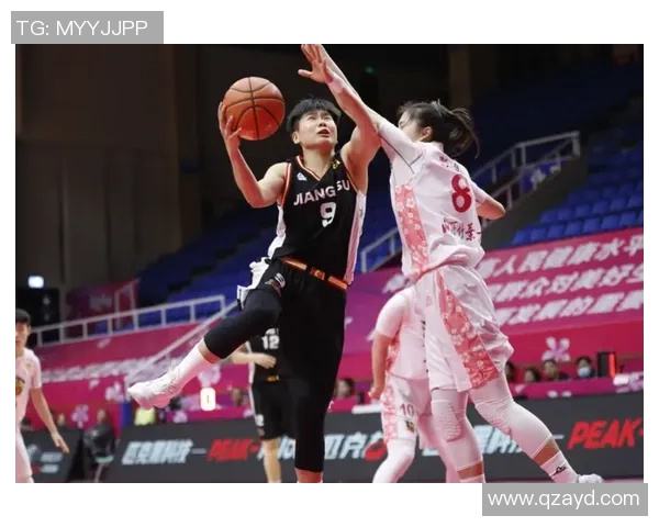 重庆排球队在世锦赛积分榜上以83分稳居第一名引发关注